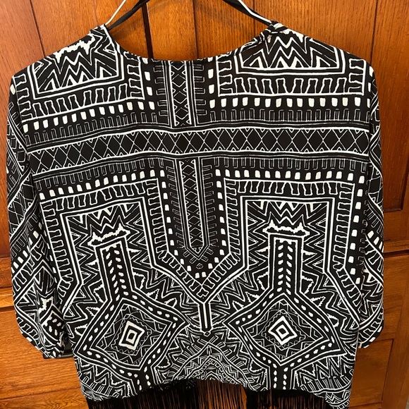 INC fringed bottom and Lightweight cover for sleeveless dresses or no sleeve - Picture 2 of 6